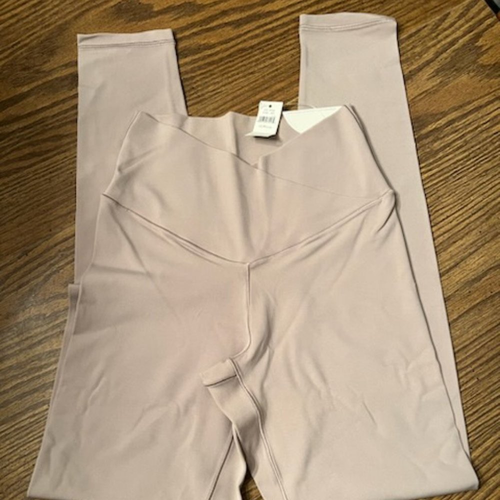 Offline by Aerie M Long Women's NWT Leggings